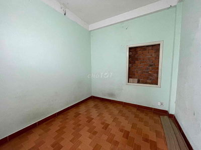 BÁN NHÀ 2,5 TẦNG – MT ĐƯỜNG 3m75 – GẦN NGÃ 4 CẨM LỆ