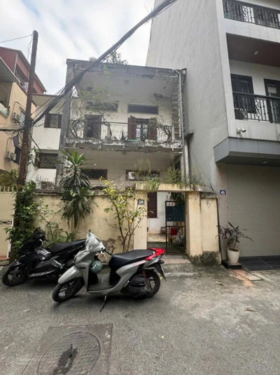 -BÁN GẤP ĐẤT TẶNG NHÀ CŨ TẠI NGÕ 44 TRẦN THÁI TÔNG 68 M ,MẶT TIỀN 5,1m CỰC HIẾM NHÀ BÁN