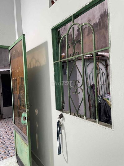 nhà cho thuê 15m2, có gác giá rẻ, sân rộng thoáng mát