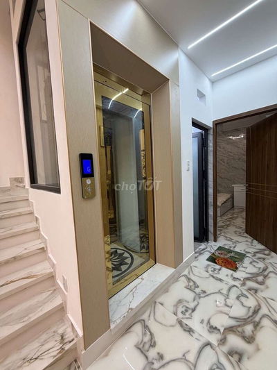 Bán nhà 5 tầng Thang máy HL2 . DT 4,2Mx18M giá 7.75 tỷ