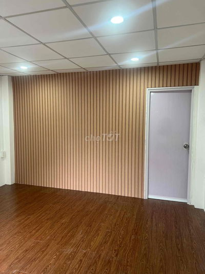 nhà mới sạch sẽ