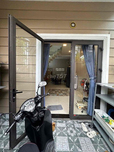 - Cho Thuê nhà 2 tầng Kiệt TIỂU LA - P Hoà Cường