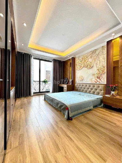 Bán nhà Tôn Đức Thắng 35m2 ngõ ô tô tránh ô tô vào nhà nở hậu 13.5 tỷ