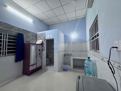 Cho thuê phòng ngay Thạnh Lộc 15 gần chung cư Thạnh Lộc