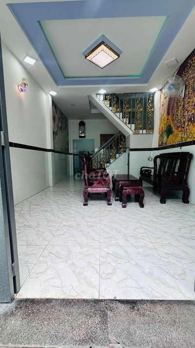 nhà mới ngay trường điểm Nguyễn Du