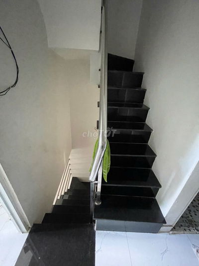 CẦN TIỀN BÁN GẤP