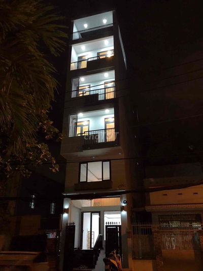 30m2 , 3.7tr , full nội thất , ngay Lottle Mart , gần Đh TDT , Rmit