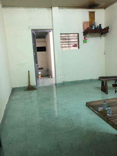 THUÊ NHANH TẦNG 2 NHÀ QUẬN BA ĐÌNH, ĐÊ LA THÀNH