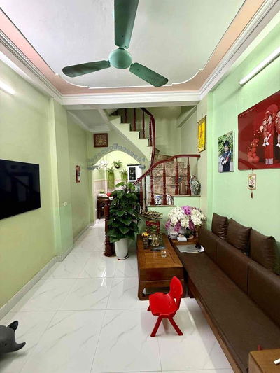 Chỉ 6,5 tỷ! Nhà đẹp Khương Trung, 40m ra ô tô, ngõ ba gác. 34mx4 ngủ