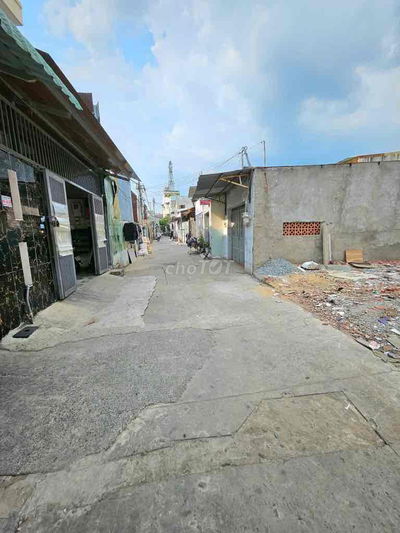 ❌⭕️ NHÀ NÁT NGAY TRUNG MỸ TÂY 13 - HẺM XE TẢI THÔNG - Chỉ 3.xty