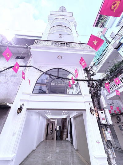 BÁN NHÀ SÀI ĐỒNG - 7 TẦNG THANG MÁY - THIẾT KẾ HIỆN ĐẠI -FULL NỘI THẤT