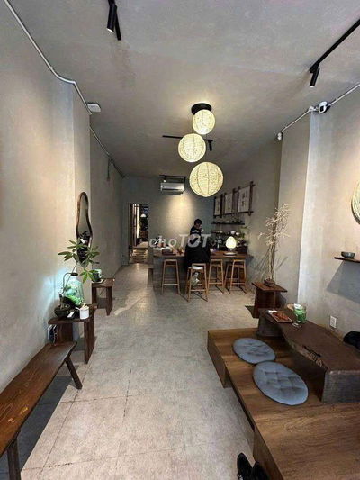 Mb kinh doanh ngay chi cục thuế. 76m2. Giá chỉ 13tr