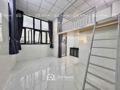 phòng trọ gác cao đứng được ban công thoáng gần ngay ngã tư hàng xanh