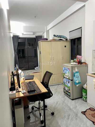 Nhượng lại trọ 25m2 vskk có Ban công thoáng gần mặt đường Cổ Nhuế