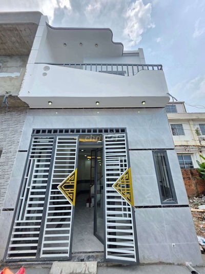 Nhà 1 lầu ,1 trệt kế bên trường Nguyễn Văn Trỗi phường An Phú