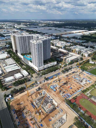 NHÀ PHỐ TP MỚI NGAY TRUNG TÂM 3 MẶT TIỀN