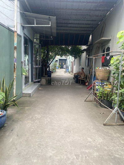 BÁN NHÀ CẤP 4, KP THẮNG LỢI 2 ,GẦN TRƯỜNG HỌC LÊ QUÝ ĐÔN.GIÁ 3,5 TỶ TL