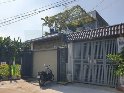 Nhà lầu DT 4m*28m 1/Tân Thới Nhì 9, đường xe hơi gần ngã 3 Lam Sơn HM