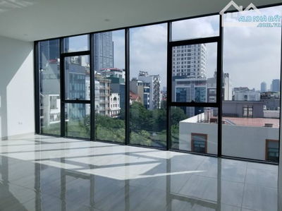 Cho thuê văn phòng 70m giá thuê cực rẻ chỉ 7,5 triệu Bùi huy bích hoàng mai