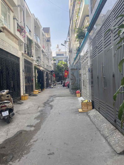 phòng gần đại học luật