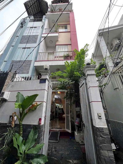 NHÀ DIỆN TÍCH LỚN PHẠM THẾ HIỂN