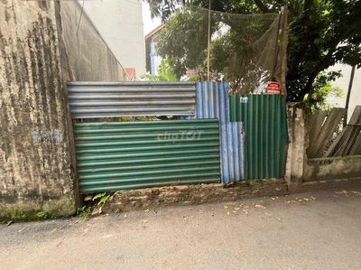 Bán 42m tổ 15 Yên Nghĩa đường thông ô tô giá 4 tỷ