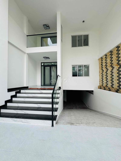 Mặt bằng kinh doanh mở văn phòng - CHDV 118m2 đường Số 49 Quận 7.