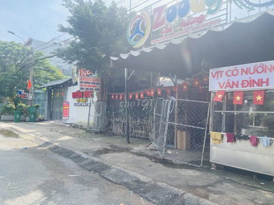 Cần Sang nhượng nhà hàng phường hiệp Bình Chánh dtsd 1000m2