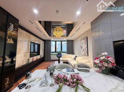 BÁN NHÀ DÂN XÂY - CẦU GIẤY - NHÀ HIẾM SIÊU ĐẸP  - VÀI BƯỚC RA ĐƯỜNG LỚN - THANG MÁY