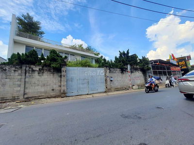 BÁN GẤP TÒA NHÀ MT ĐÌNH PHONG PHÚ, GẦN LÊ V VIỆT