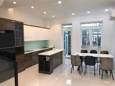 Chính chủ cho thuê nhà phố Jamona Q.7, Dt 5x20m, 4 phòng ngủ 5wc