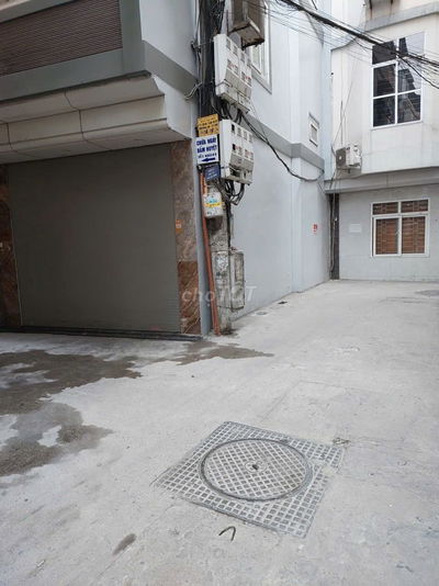 CHO THUÊ NHÀ 5 TẦNG LÀM VĂN PHÒNG NGÕ 133 HOA BẰNG, YÊN HÒA, CẦU GIẤY