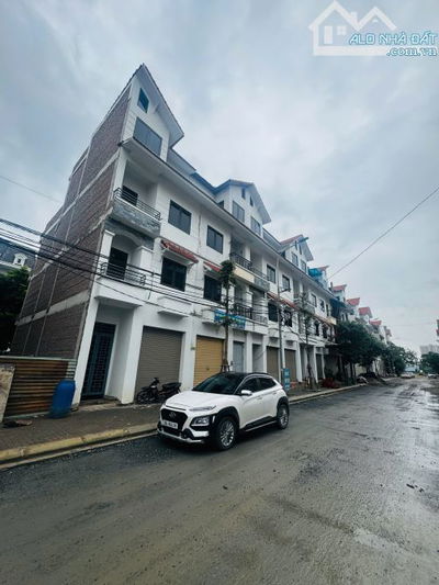 Phân lô liền kề Khu đô thị Cienco Hoài Đức, 70m2, 5 tầng, ô tô tránh. Giá 13.5 tỷ