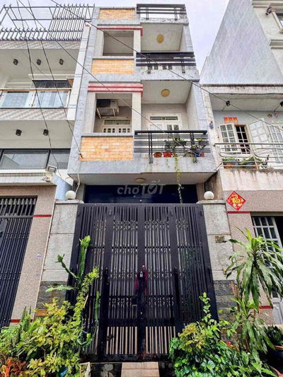 Chính chủ bán căn nhà 3 tầng-sát trường đại học công thương