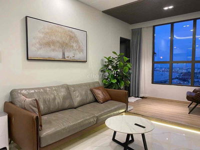 Căn hộ 3PN 2WC đầy đủ nội thất ở liền ICON56 quận 4