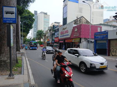 🔥 Cho thuê nhà Nguyễn Thị Minh Khai 5x25m 5 tầng thang máy giá 170 triệu