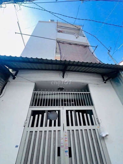 Bán nhà gần chợ, trường đại học công nghệ