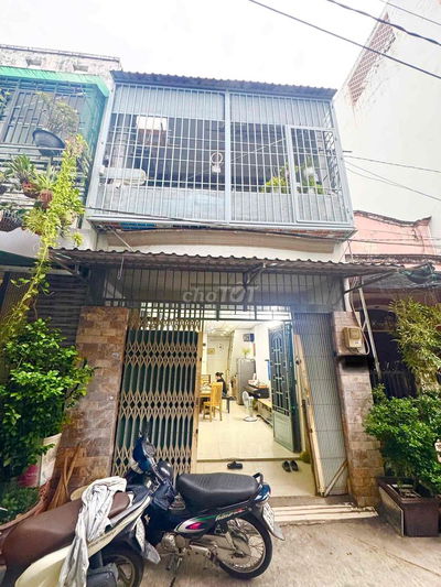 Nhà 1/ tân Hoà đông giáp Q 6. Hẻm Thông 5m đúc 2 tầng