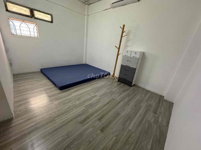 Cho thuê nhà nguyên căn mặt tiền Hồ Văn Huê 2pn 2wc chỉ 17tr2