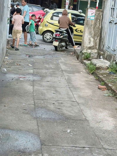 Bán dãy trọ kiệt 5m Tôn Đức Thắng,cạnh ĐH Sư Phạm
