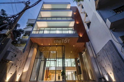 🏡 Nhà Đẹp Mặt Tiền Phổ Quang_7x22m,Trệt  4 Lầu Suốt, Thang Máy