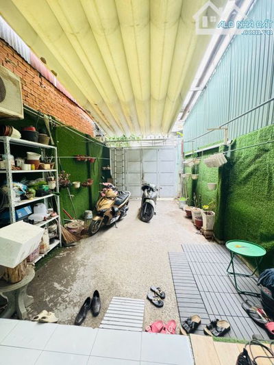 Bán nhà chính chủ-Q.12- 92m2-5 tỷ-ô tô ngủ trong nhà