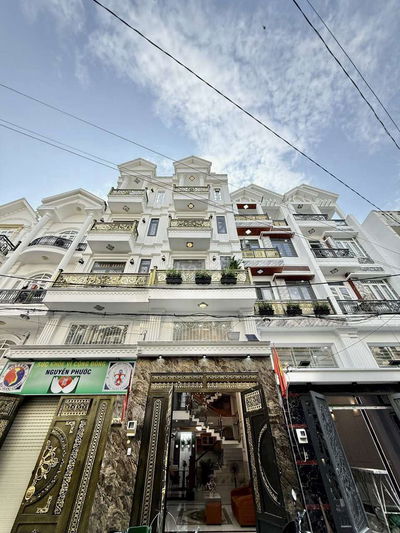 Nhà phố 1 lửng 3 lầu 1/ Hẻm 9m Đường Trương Thị Hoa