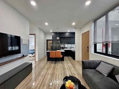 Cho thuê căn hộ 2PN full nội thất cửa sổ lớn Nguyễn Thị Minh Khai Q1