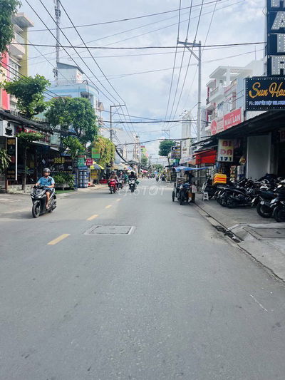 Mặt TIỀN KINH DOANH NHỎ - GIÁ HẼM - XE HƠI ĐẬU TRONG NHA , 4X9