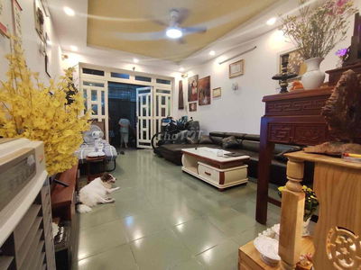 Bán gấp nhà Âu Cơ sát Tân Bình, 5tỷ7 TL, HXH, 65m2(4.2x15.3), 2 tầng