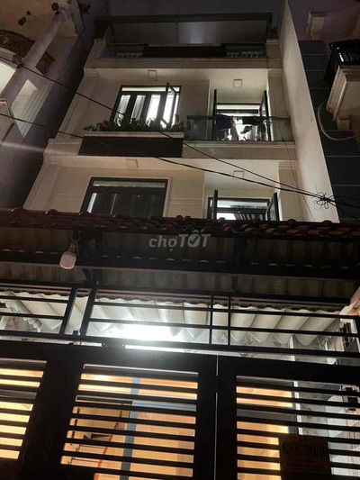 BÁN CHDV HẺM XE HƠI-DÒNG TIỀN CAO-5,7x15m-4 TẦNG-6PN-6WC