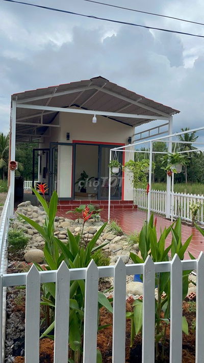 Căn nhà vườn 149,8m ² giá chỉ 670tr có sẵn nhà mới, giữ tiền an toàn