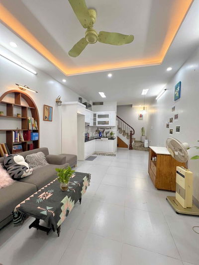 Chính chủ cho thuê nhà khu vực Ngã Tư Sở