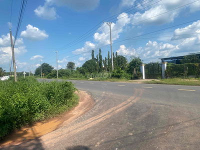 Bán 5600m2 đất 2 mặt tiền nhựa lớn Bourbon Tân Biên, Tây Ninh